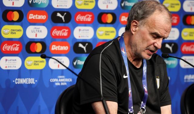 开云体育入口-贝尔萨发的是人间清醒火，吞不下难得糊涂账